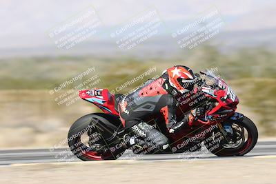 media/Dec-04-2025-Racers Edge (Thu) [[5ebc9f124d]]/2-A Group/4-Session 3 (Turn 2 Inside Speed Pans)/